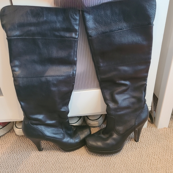 7.5 NaNa Black Leather over the knee boots - Picture 4 of 10